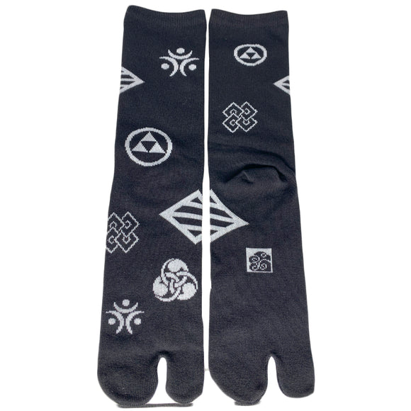 Tabi Socks Family Crest