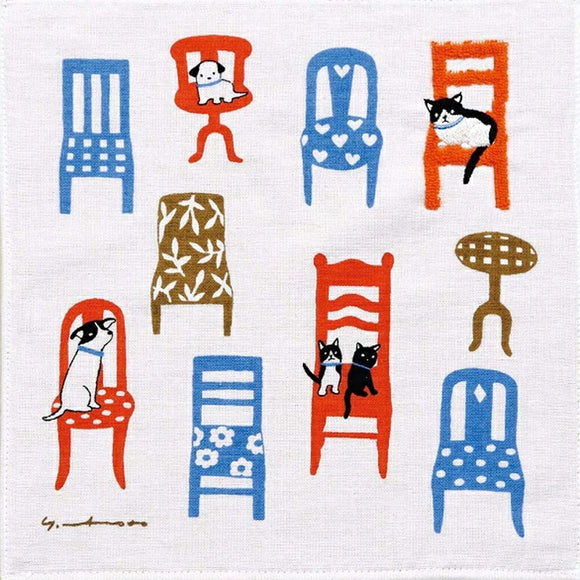 Gauze Towel Chair, Cat and Dog By Matsumoto Yoko